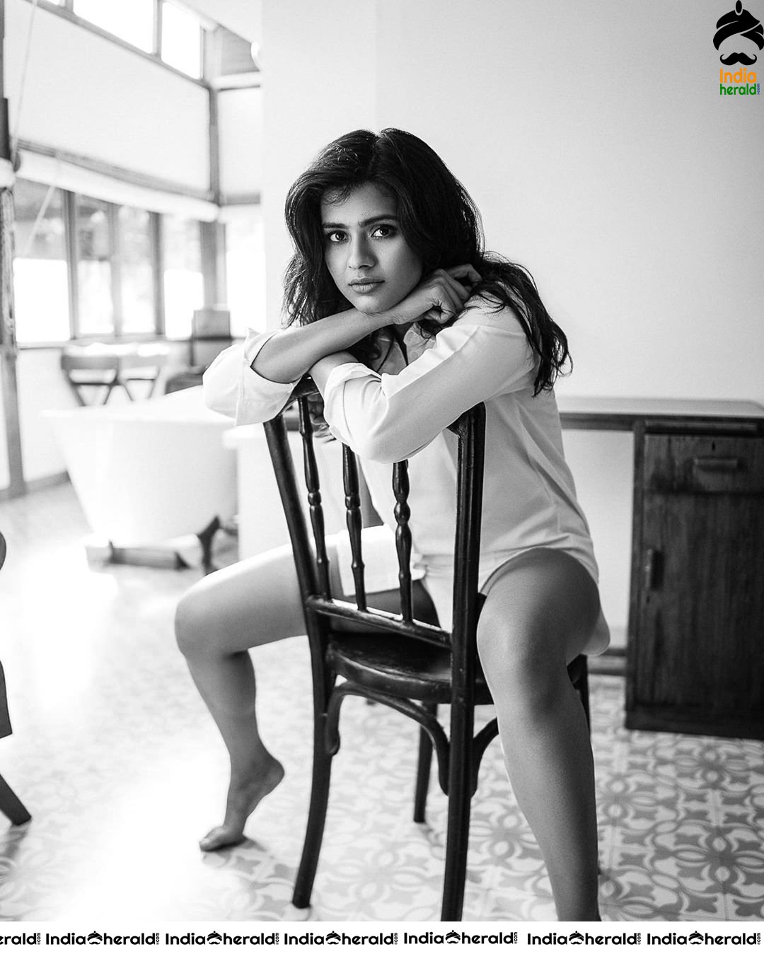 Hebah Patel Seducing and Damn Hot in Black and White Photoshoot