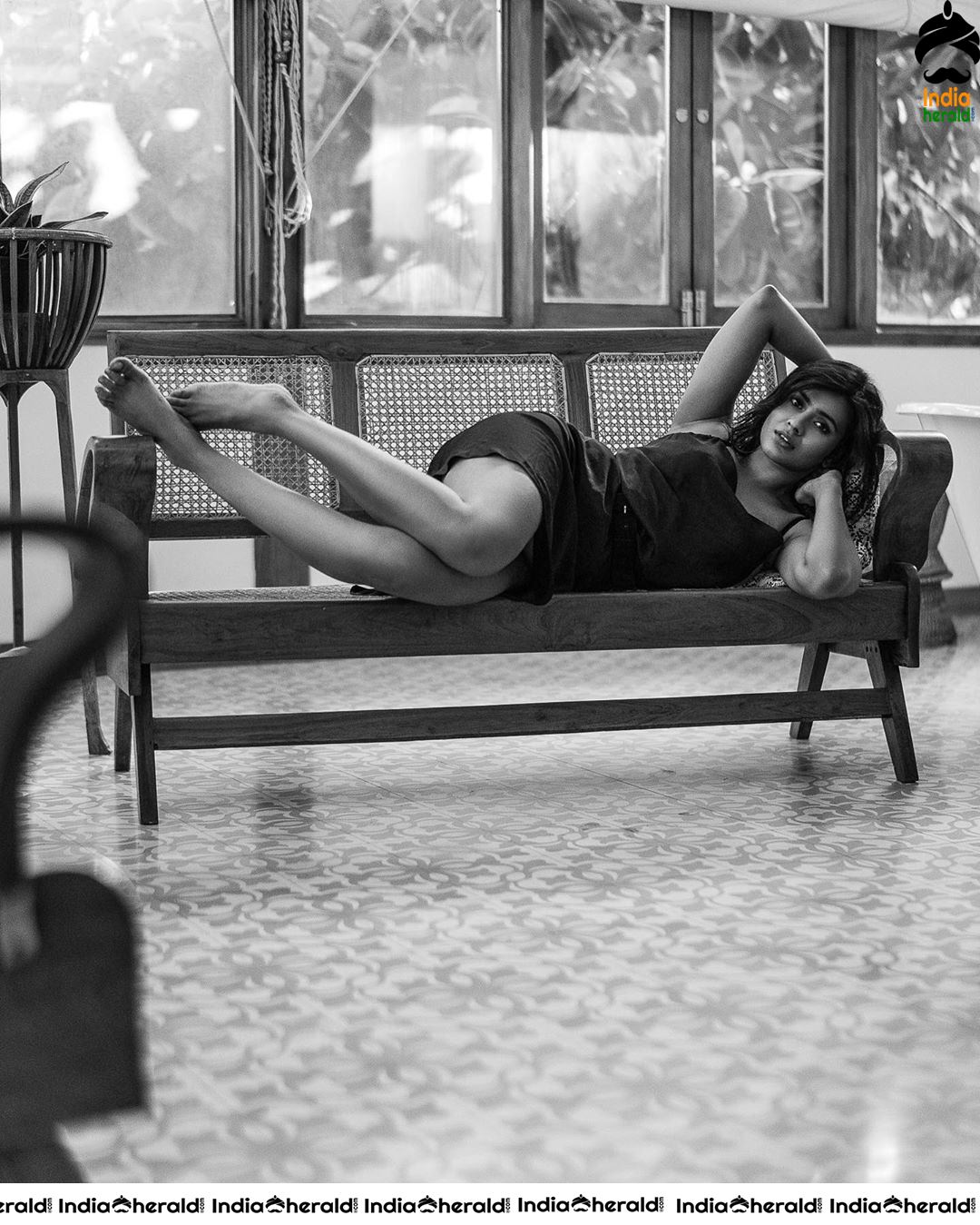 Hebah Patel Seducing and Damn Hot in Black and White Photoshoot