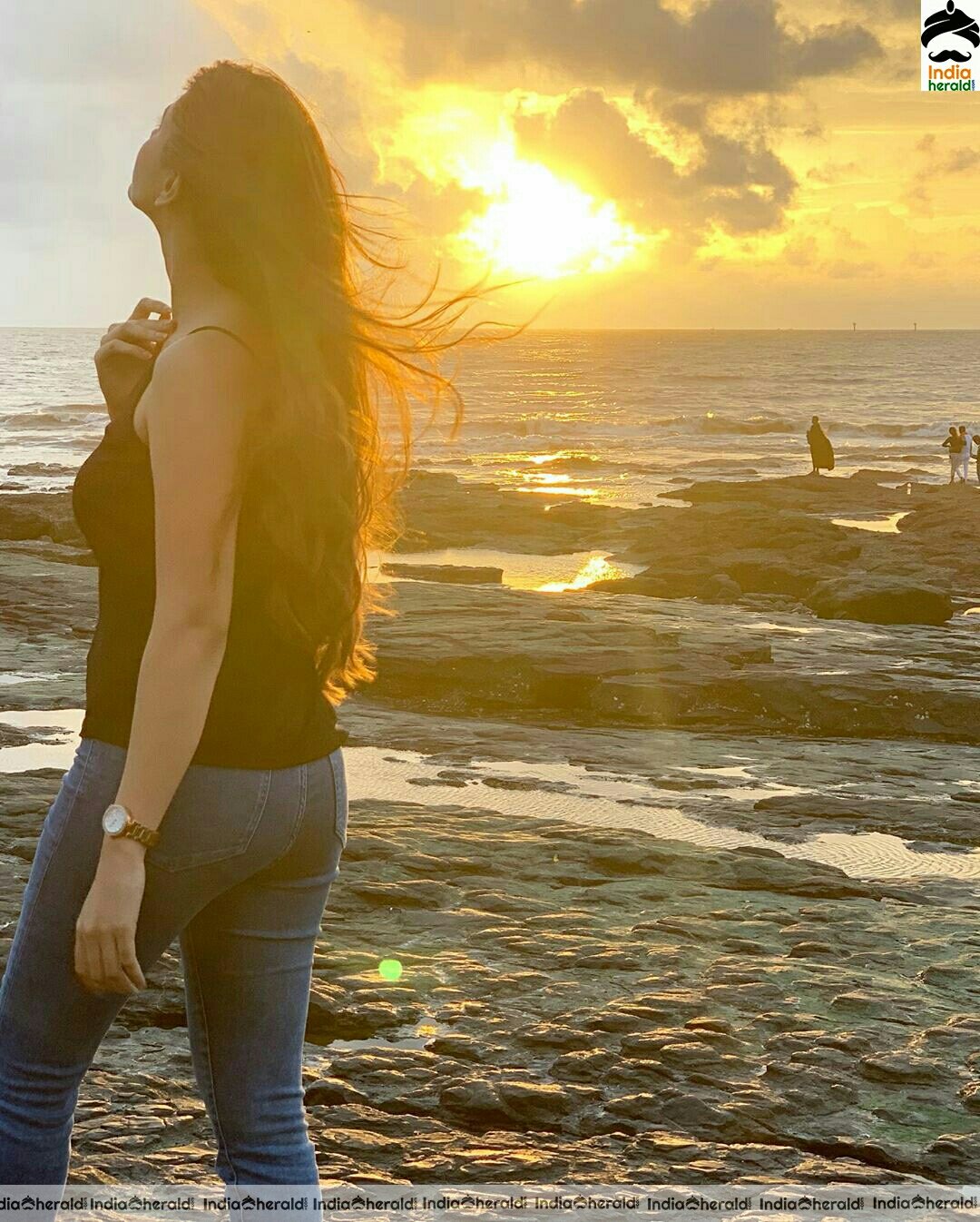 Hiba Nawab Hot And Cute photo Stills