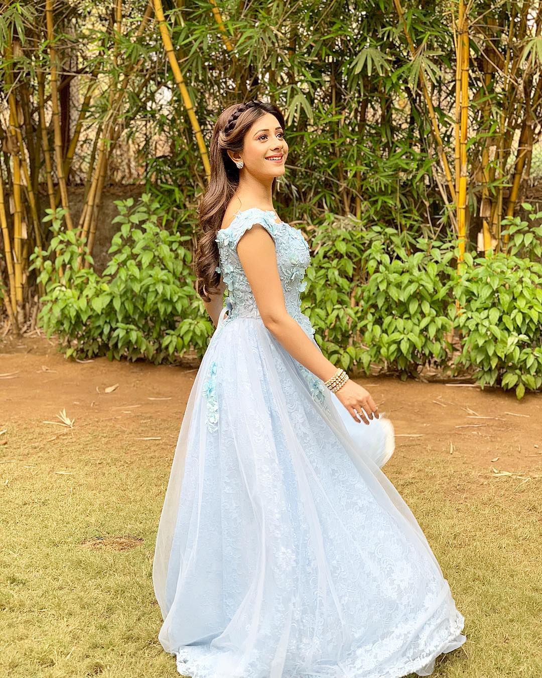 Hiba Nawab Hot In Blue Frock Dress