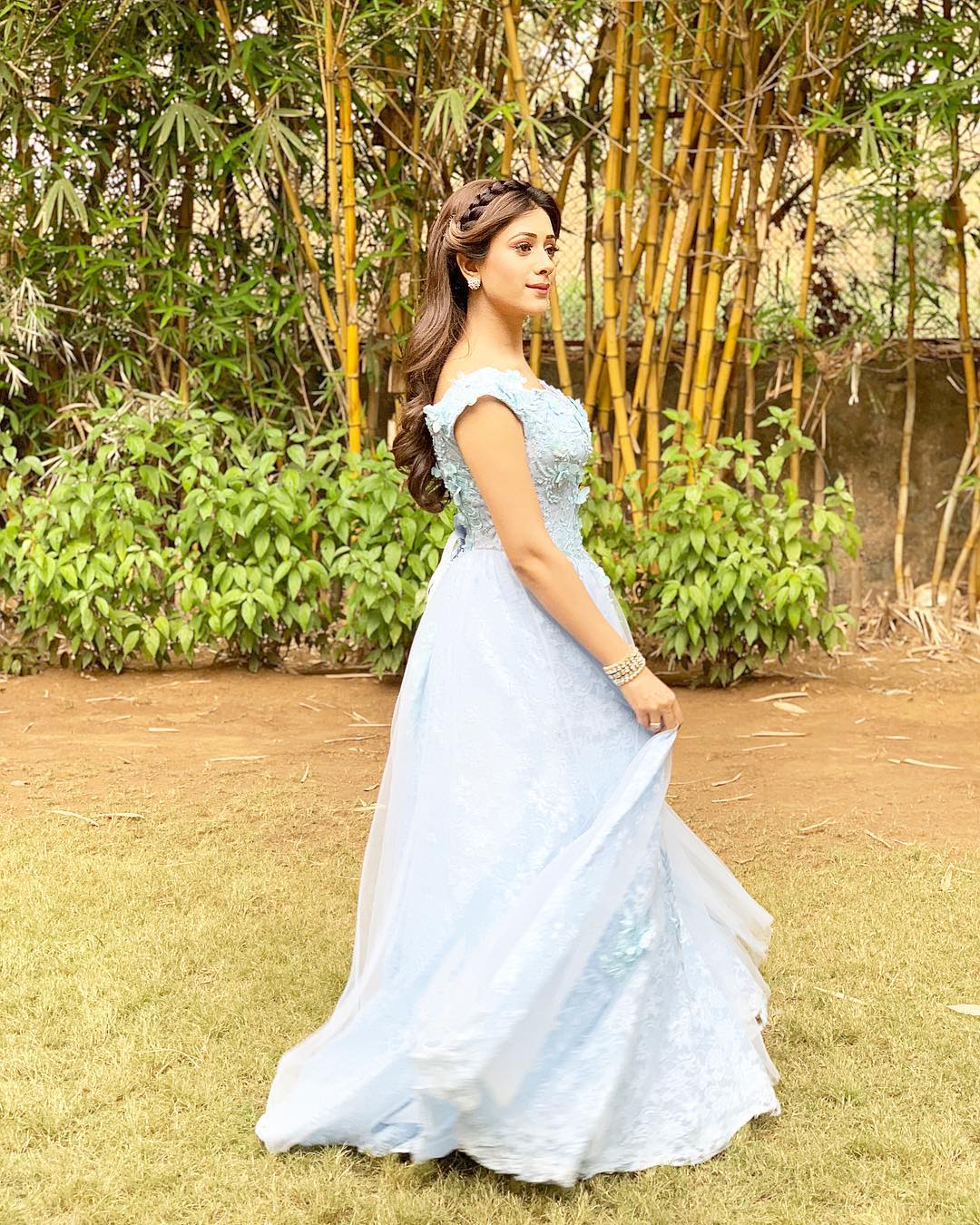 Hiba Nawab Hot In Blue Frock Dress