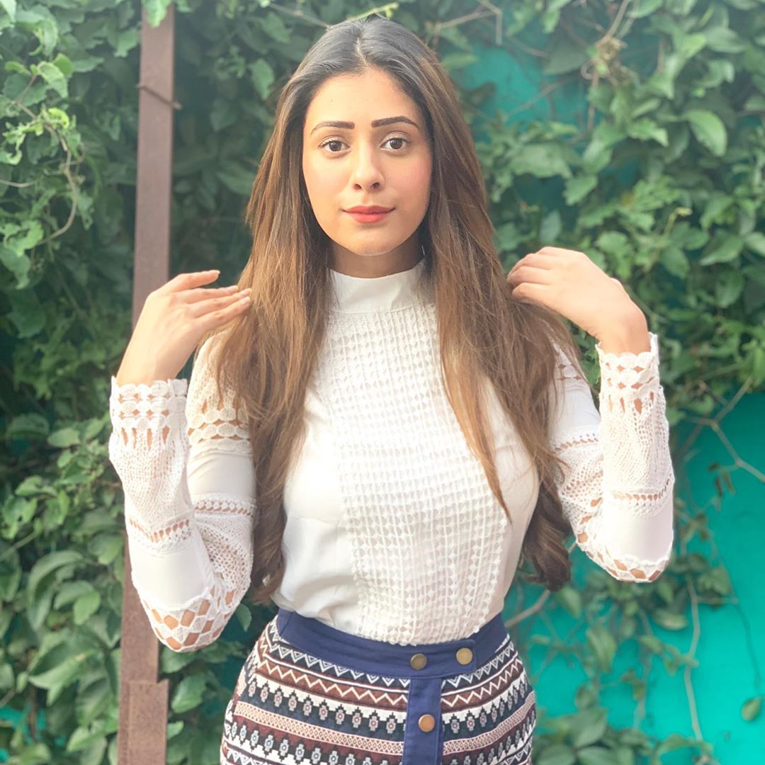 Hiba Nawab Latest Photoshoot Stills