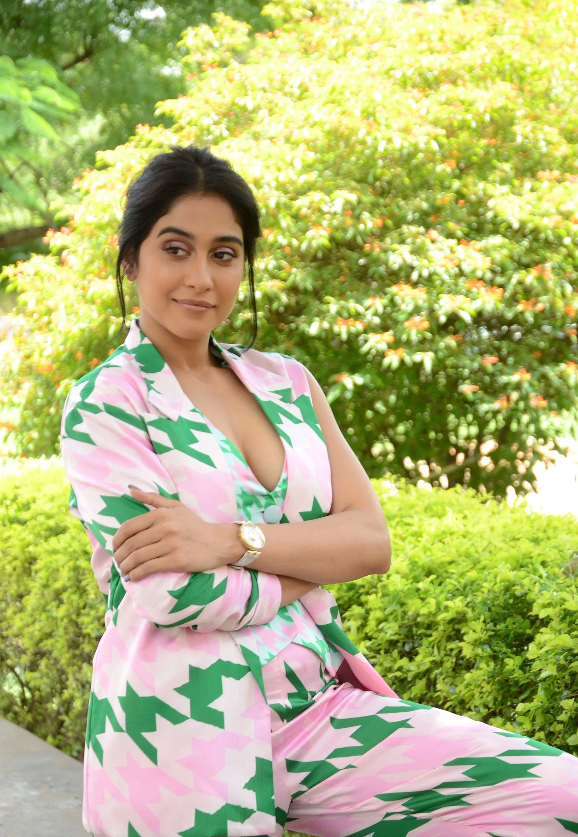 High Clarity Hot Exposing Photos Of Reginna Cassandraa At Press Meet Set 2