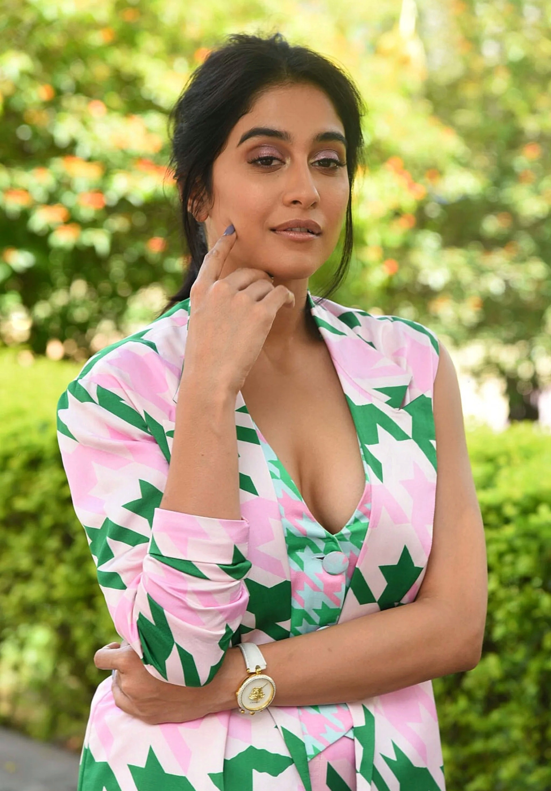 High Clarity Hot Exposing Photos Of Reginna Cassandraa At Press Meet Set 2