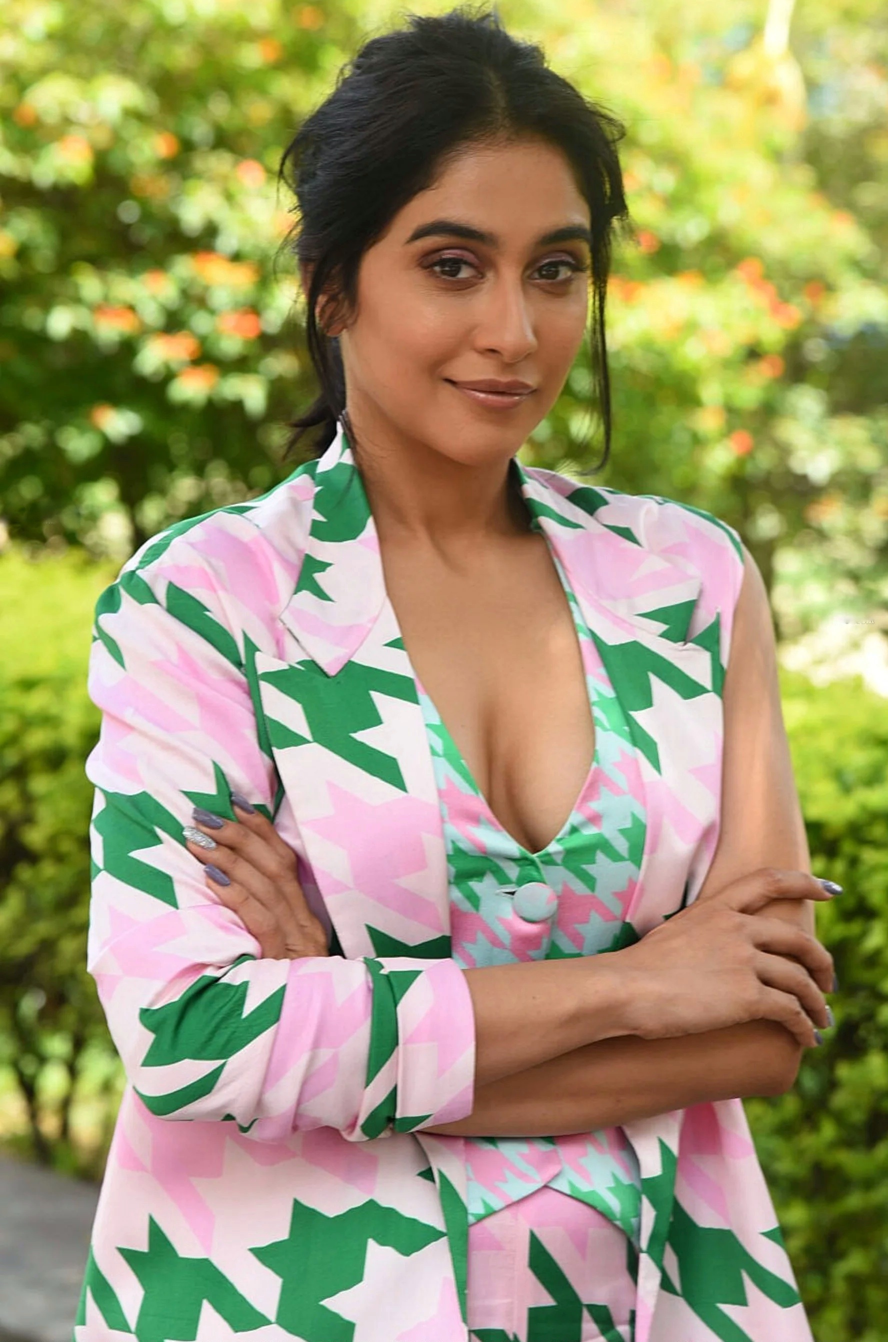 High Clarity Hot Exposing Photos Of Reginna Cassandraa At Press Meet Set 2