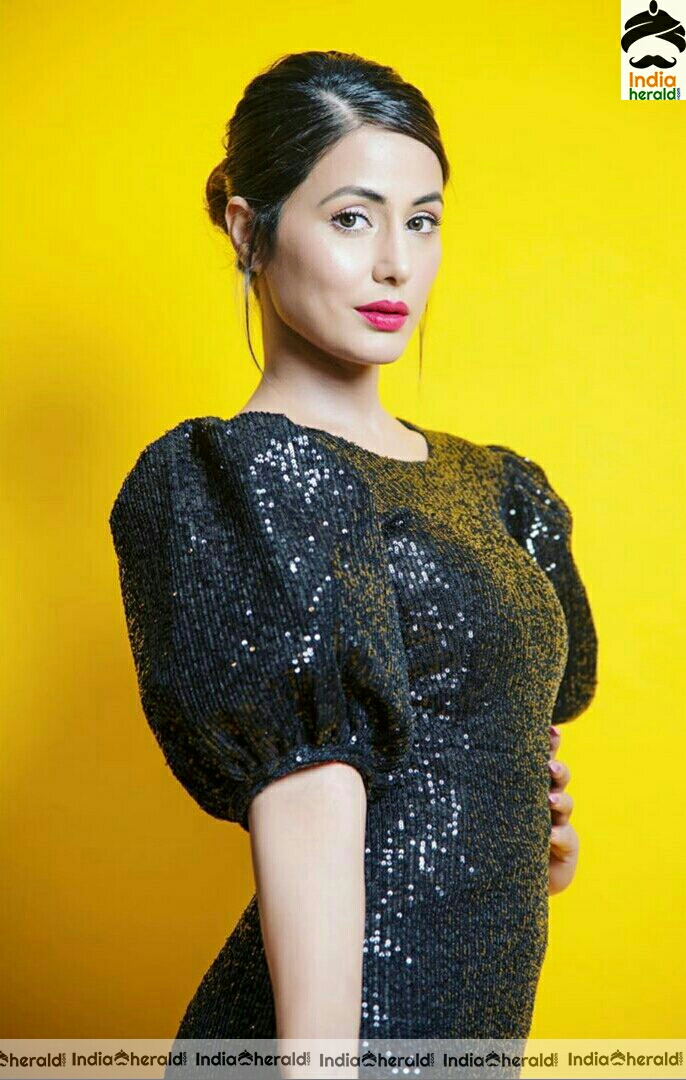 Hina Khan Cute Black Dress Stills