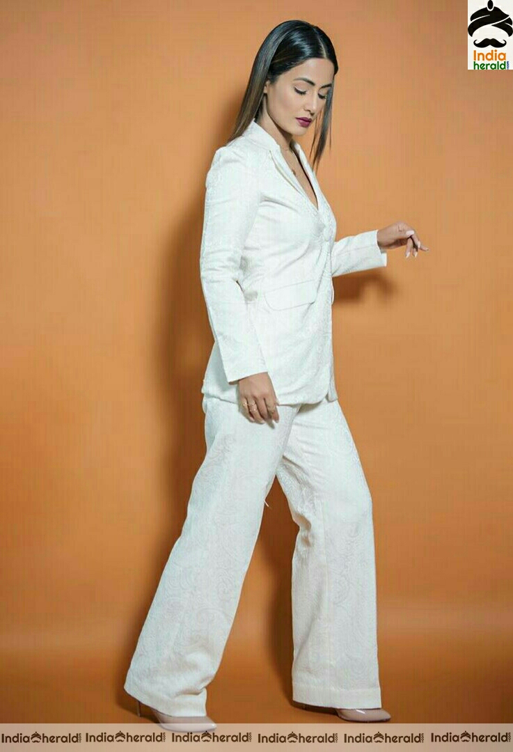 Hina Khan Cute White Photoshoot Stills