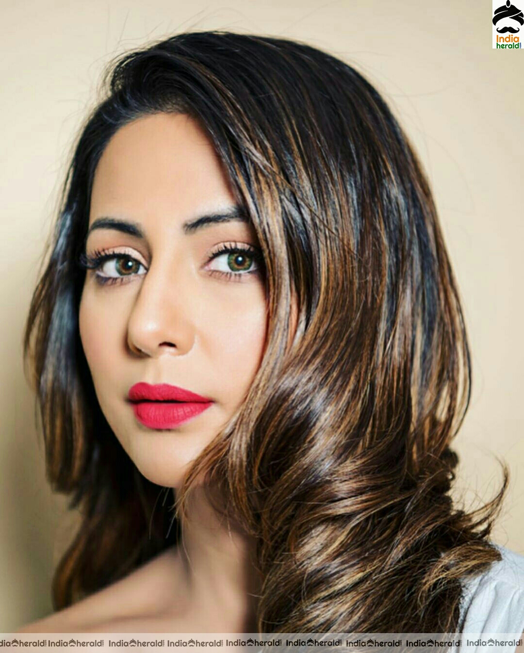 Hina khan Cute White Photoshoot