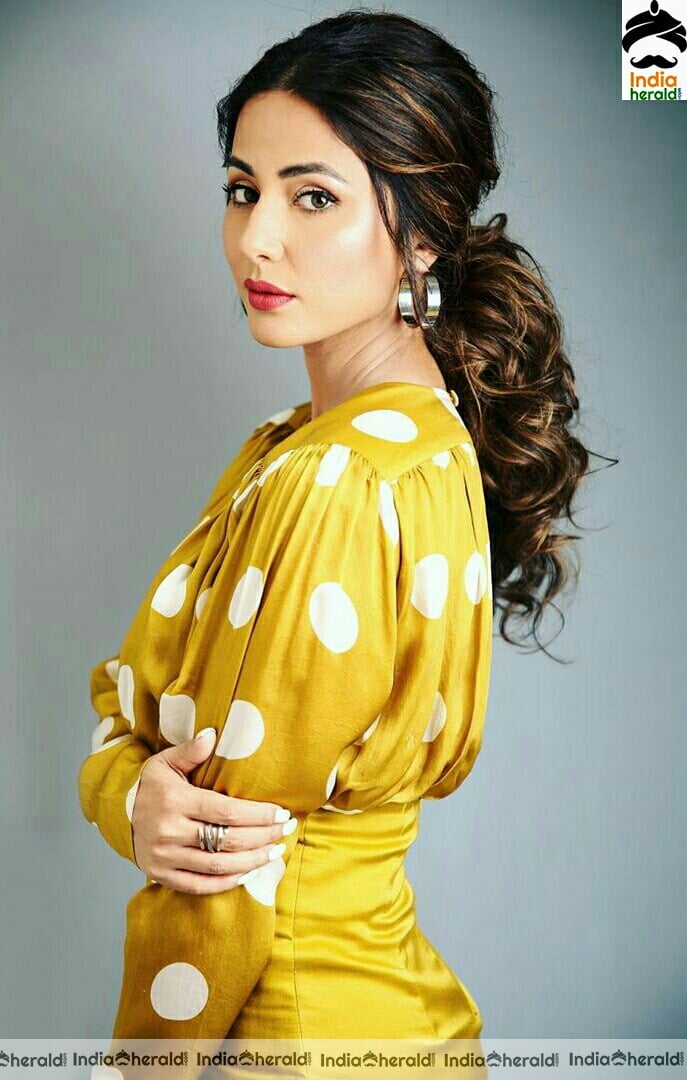 Hina khan Cute Yellow Dress Stills