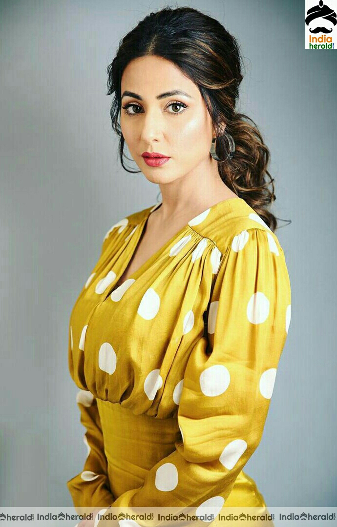 Hina khan Cute Yellow Dress Stills