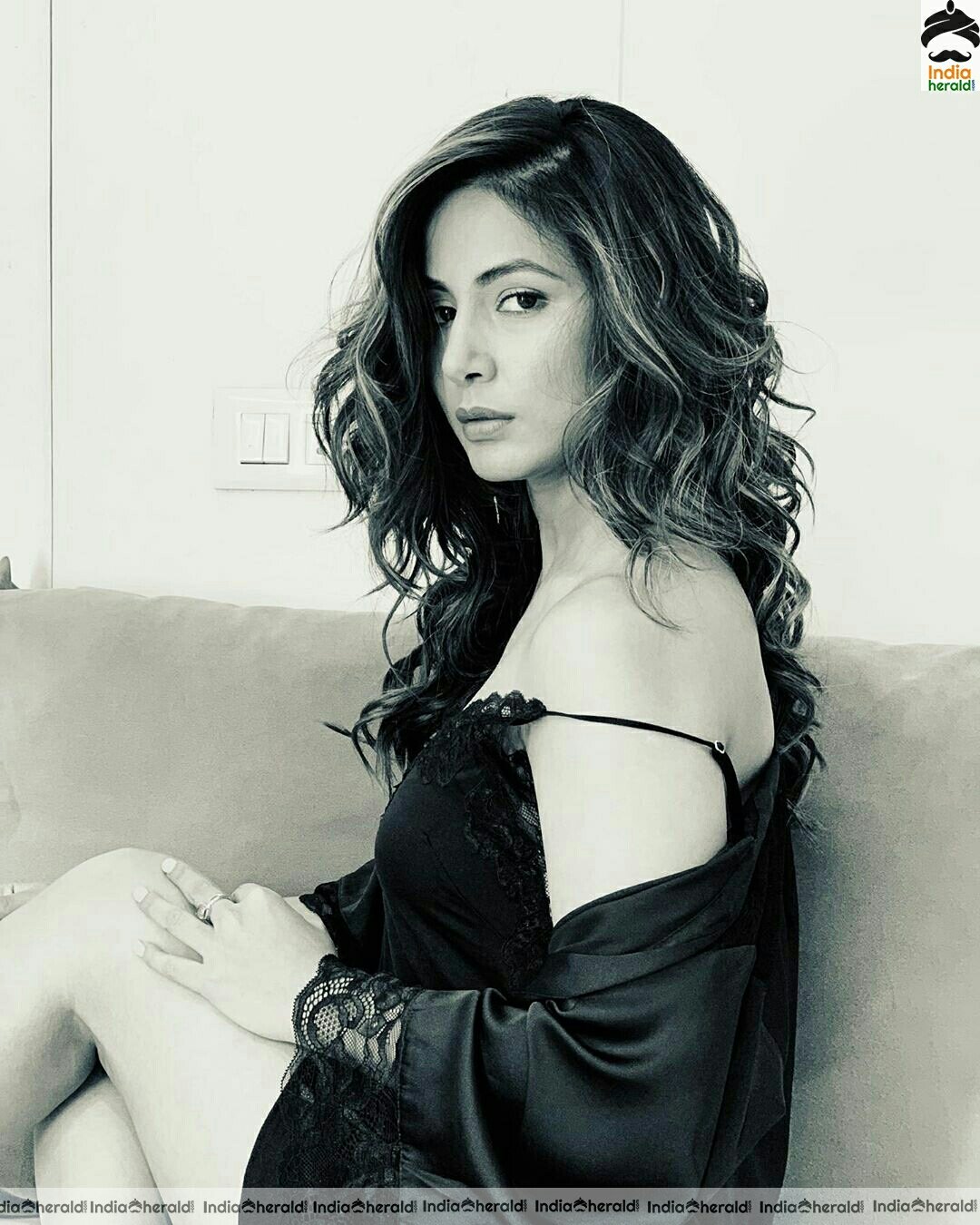 Hina khan Hot Black And white Photoshoot