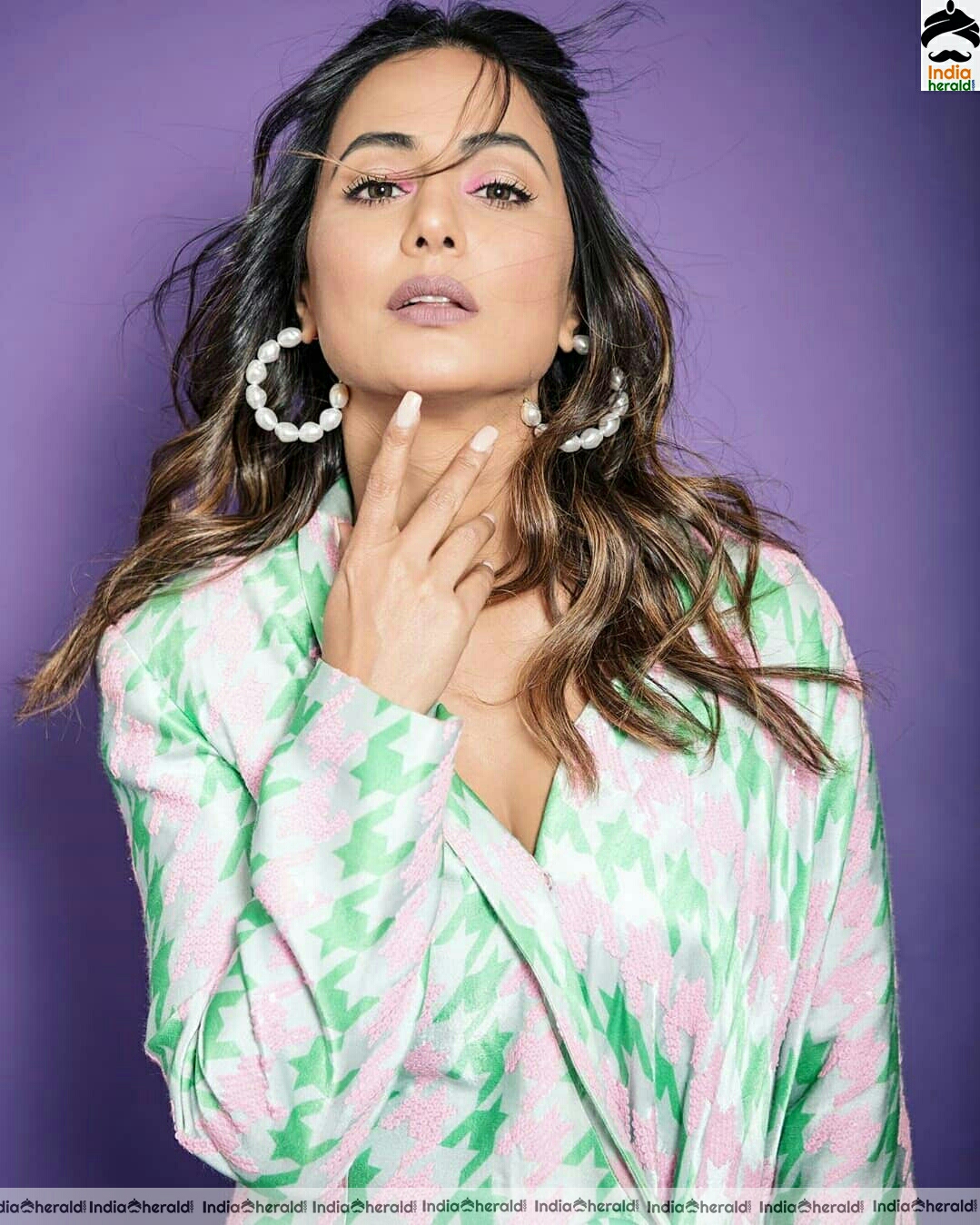 Hina khan Hot Compilation Photos