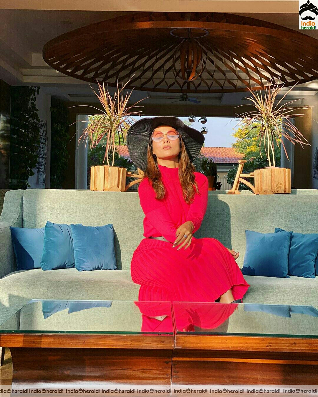 Hina khan Latest Stylish Red Dress Stills