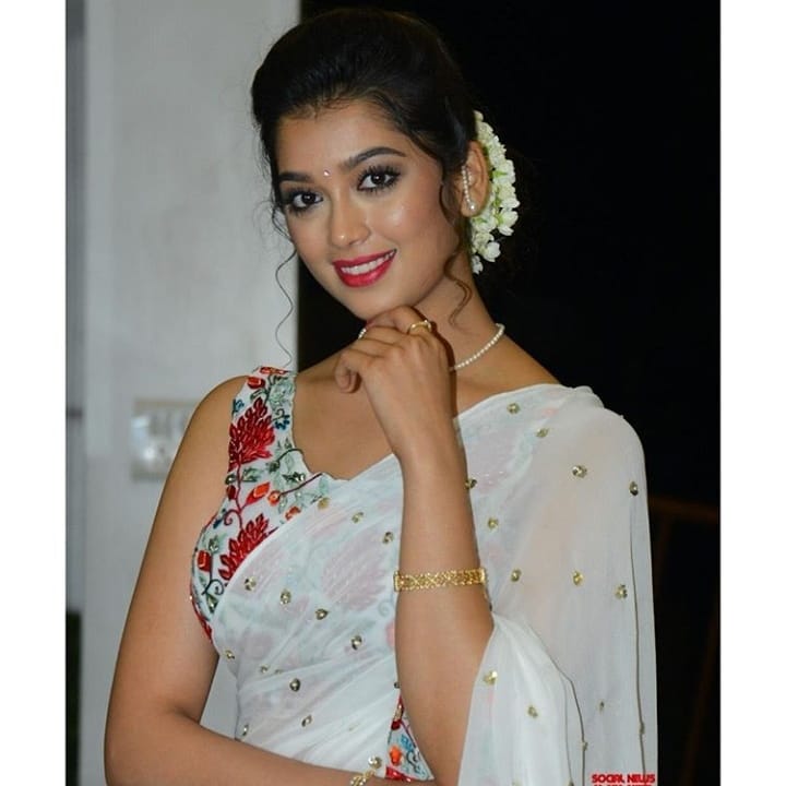 Hippi Heroine Digangana Suryavanshi In Transparent White Saree