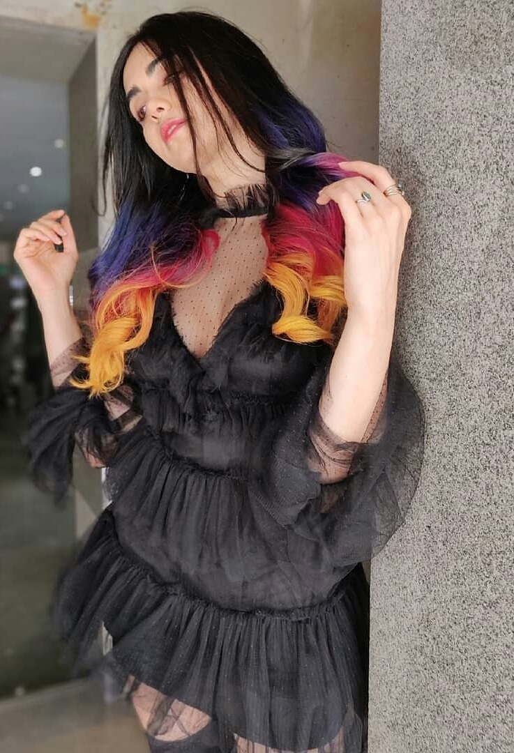 Hot Adah Sharma Gorgeous Beauty Stills In Black
