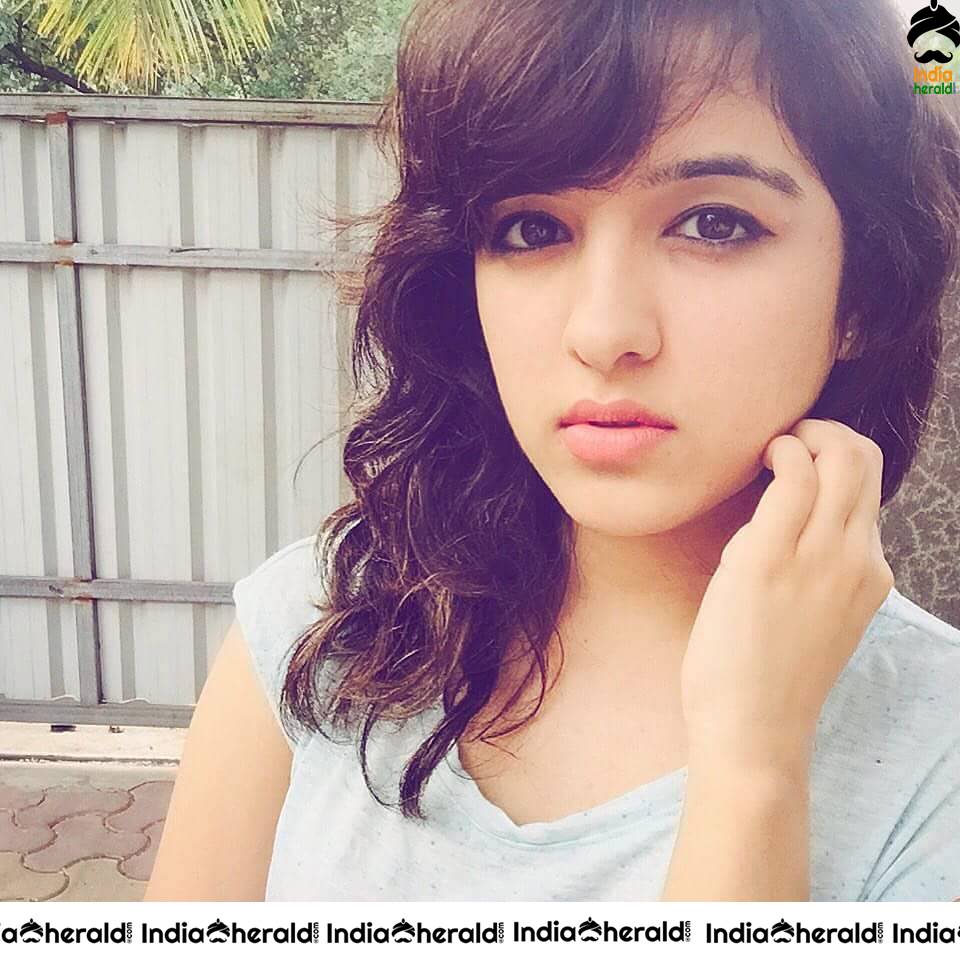 Hot and Cute Singer Shirley Setia Photos Compilation Set 1