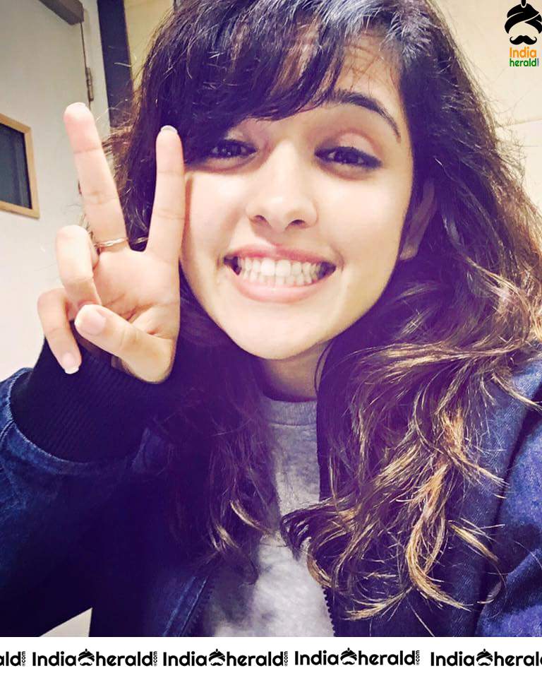 Hot and Cute Singer Shirley Setia Photos Compilation Set 3