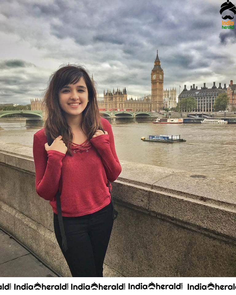 Hot and Cute Singer Shirley Setia Photos Compilation Set 3