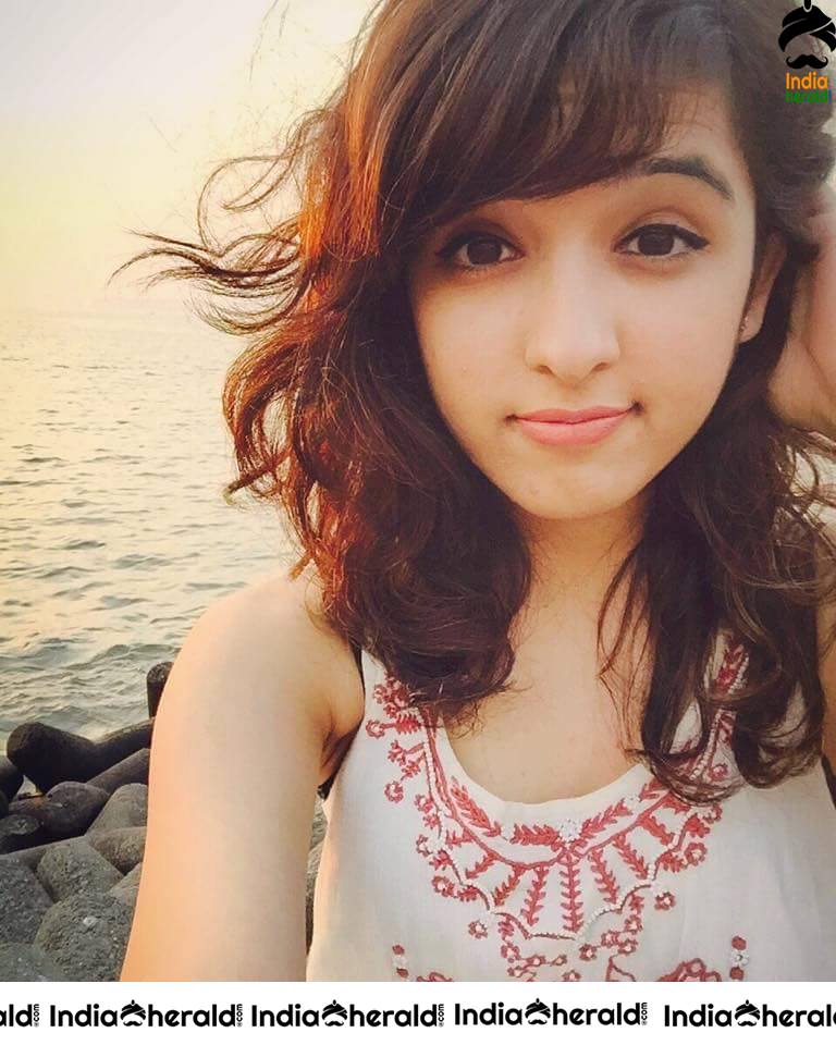 Hot and Cute Singer Shirley Setia Photos Compilation Set 4