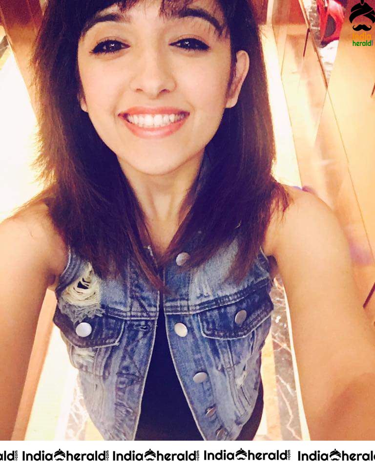 Hot and Cute Singer Shirley Setia Photos Compilation Set 5