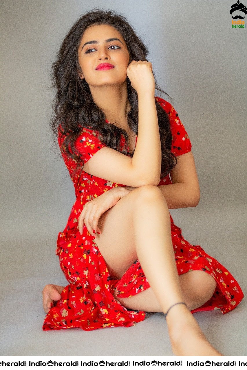 Hot Clicks of Ashya aka Lovely Singh Set 1