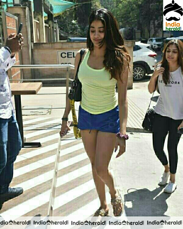 Hot Janhvi Kapoor Spotted Outside At Bandra