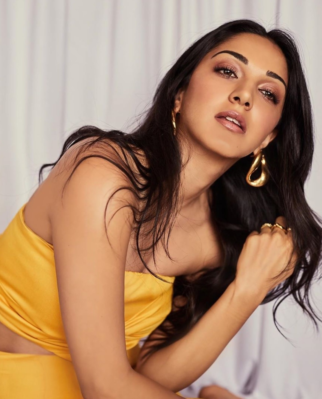 Hot Kiara Advani Shining In Yellow During Kabir Singh Promotion