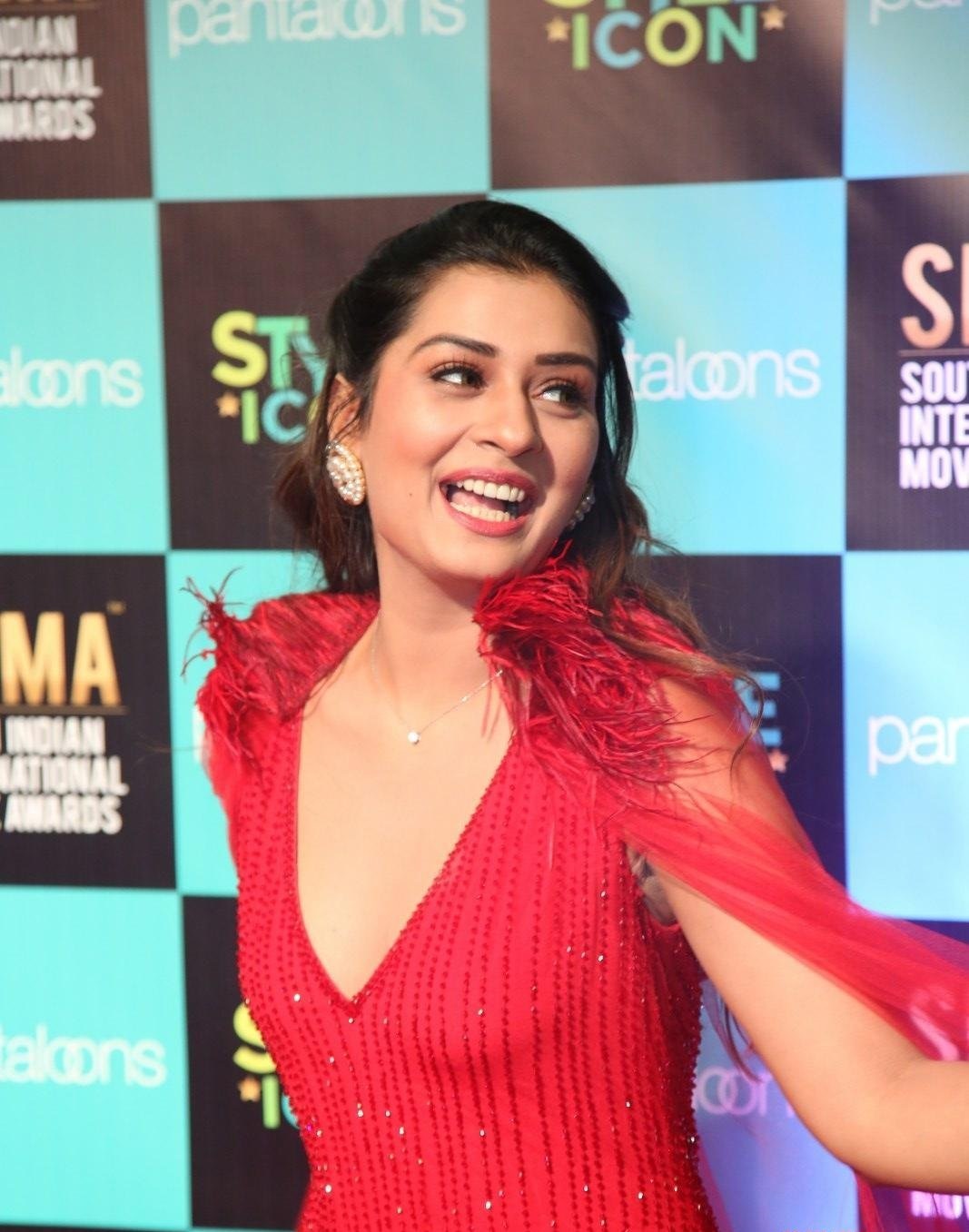 Hot Payal Rajput Stills From SIIMA Awards 2019 Red Carpet Set 1