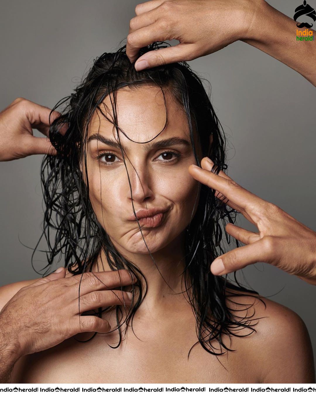 Hot Photos of Wonder Woman Actress Gal Gadot Set 2