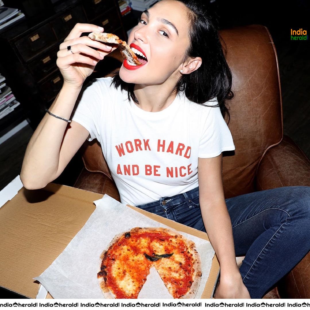 Hot Photos of Wonder Woman Actress Gal Gadot Set 3