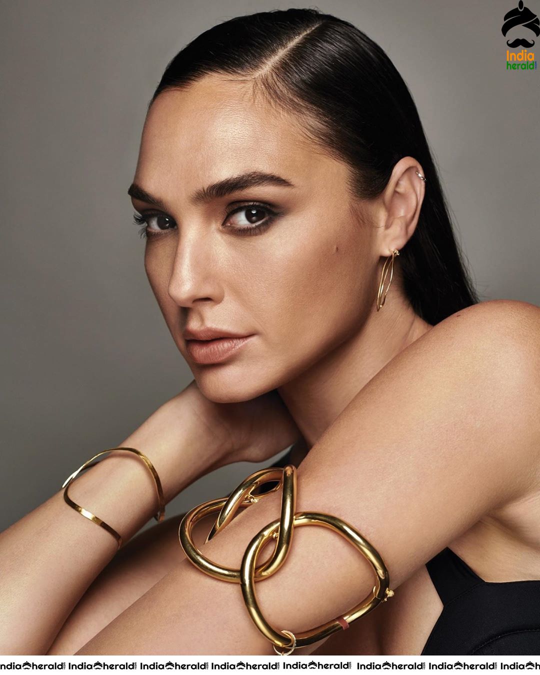 Hot Photos of Wonder Woman Actress Gal Gadot Set 3
