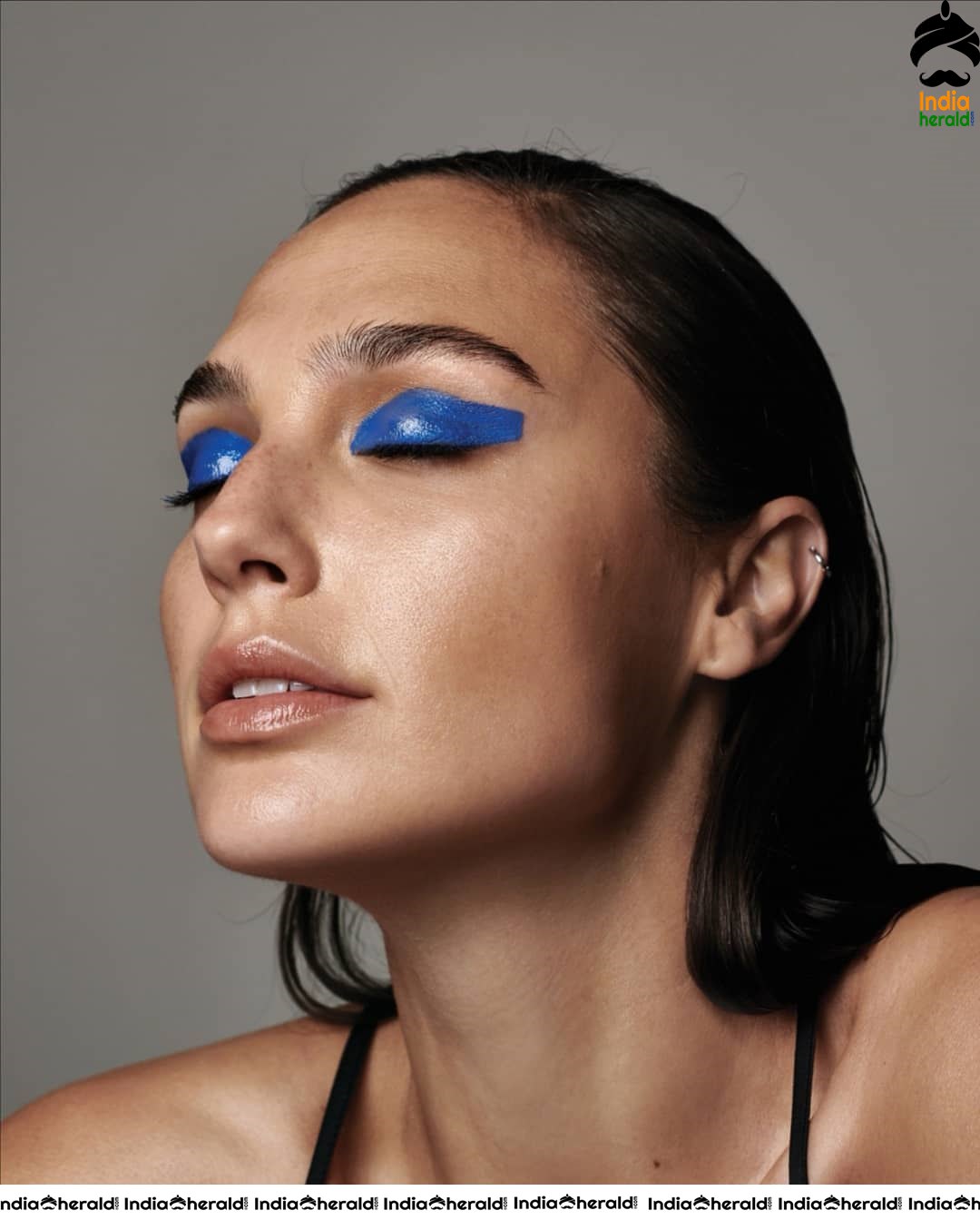 Hot Photos of Wonder Woman Actress Gal Gadot Set 3