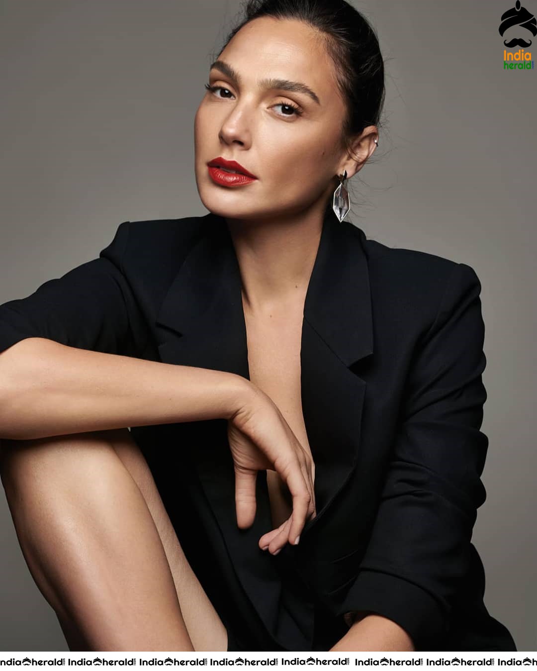 Hot Photos of Wonder Woman Actress Gal Gadot Set 4