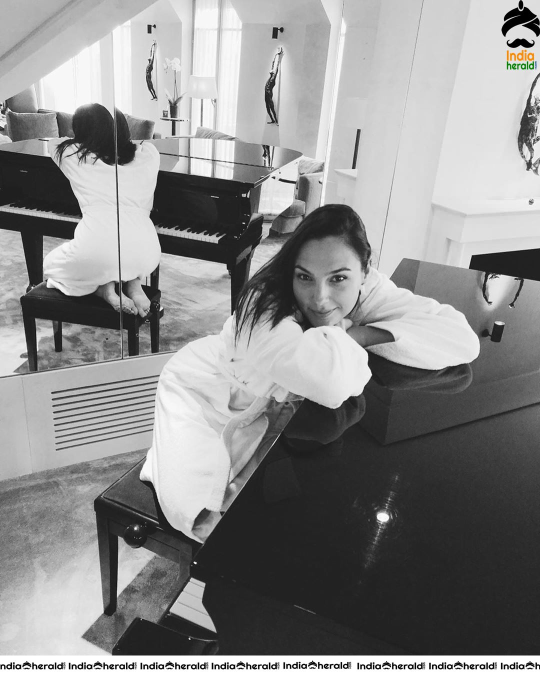 Hot Photos of Wonder Woman Actress Gal Gadot Set 5