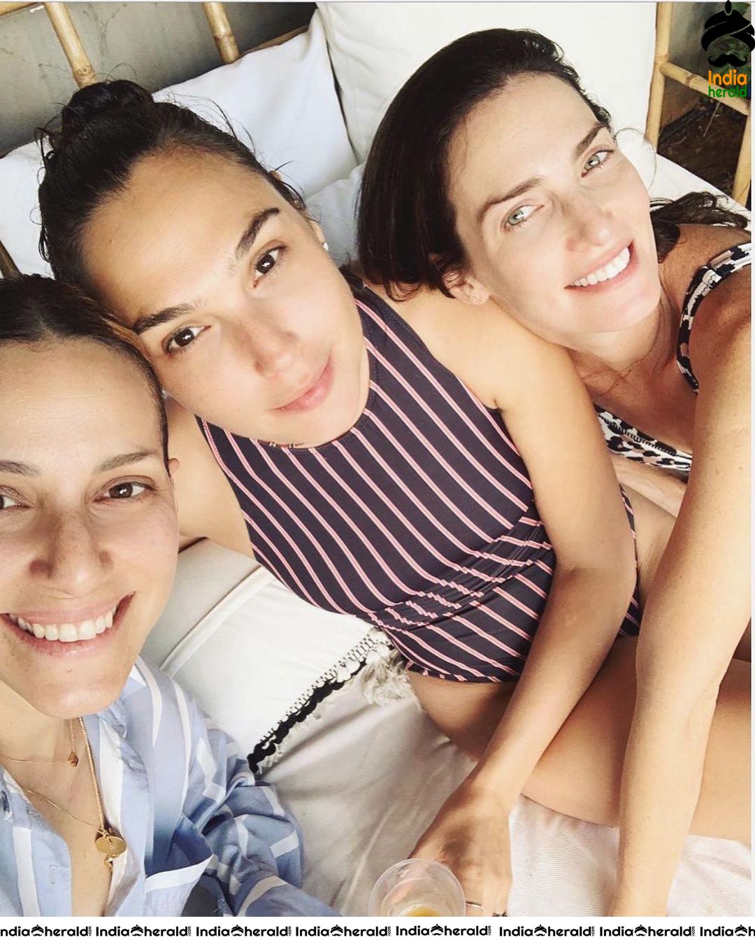 Hot Photos of Wonder Woman Actress Gal Gadot Set 5