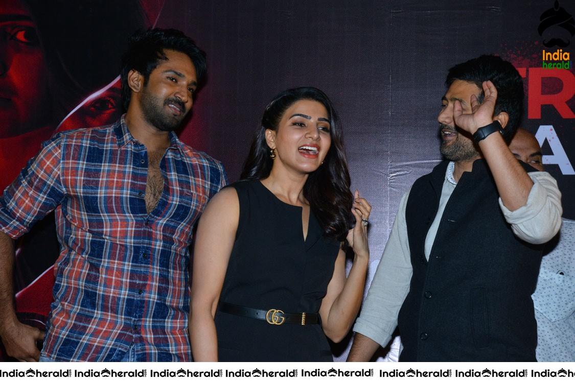 Hot Samantha Akkineni slaying in Black at a Throwback Event Photos Set 2