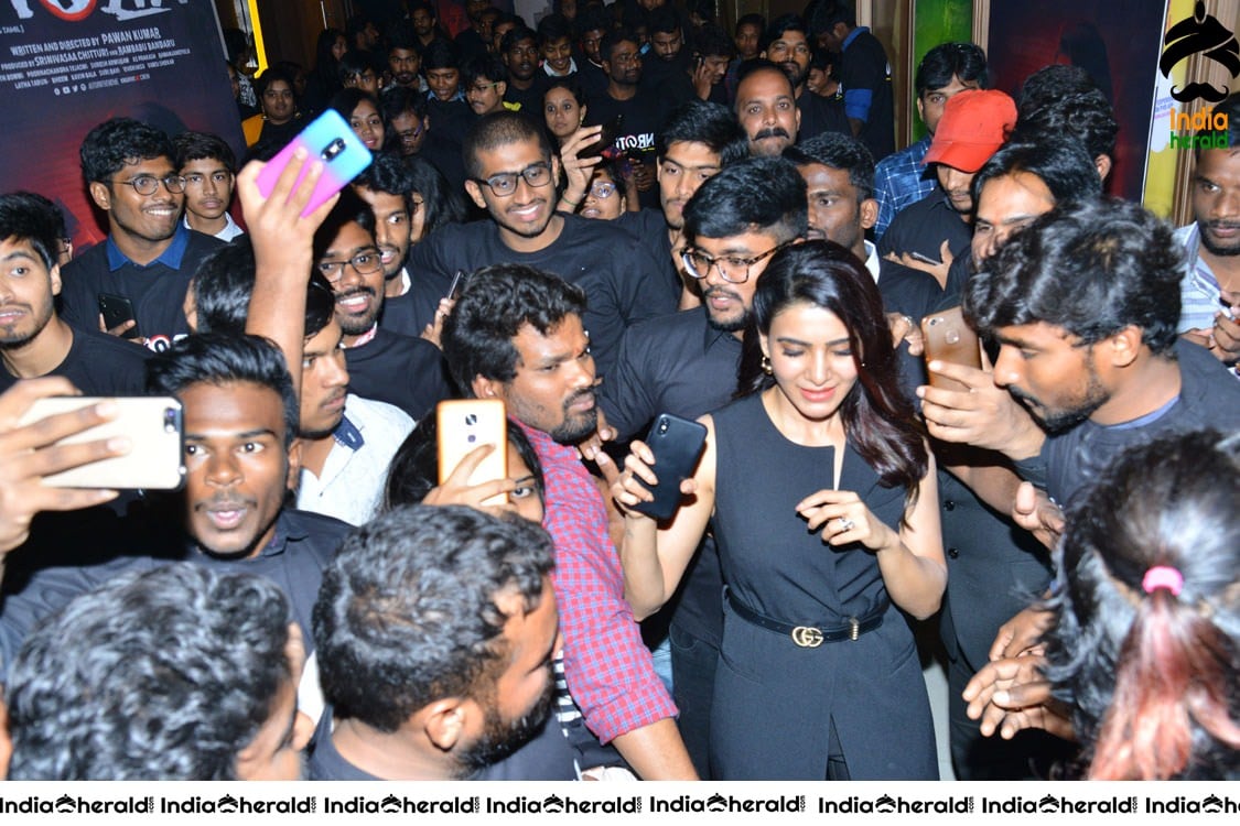 Hot Samantha Akkineni slaying in Black at a Throwback Event Photos Set 5