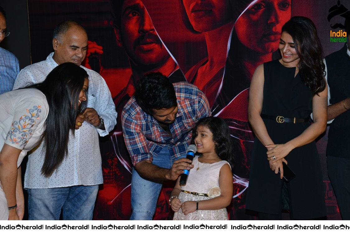 Hot Samantha Akkineni slaying in Black at a Throwback Event Photos Set 5