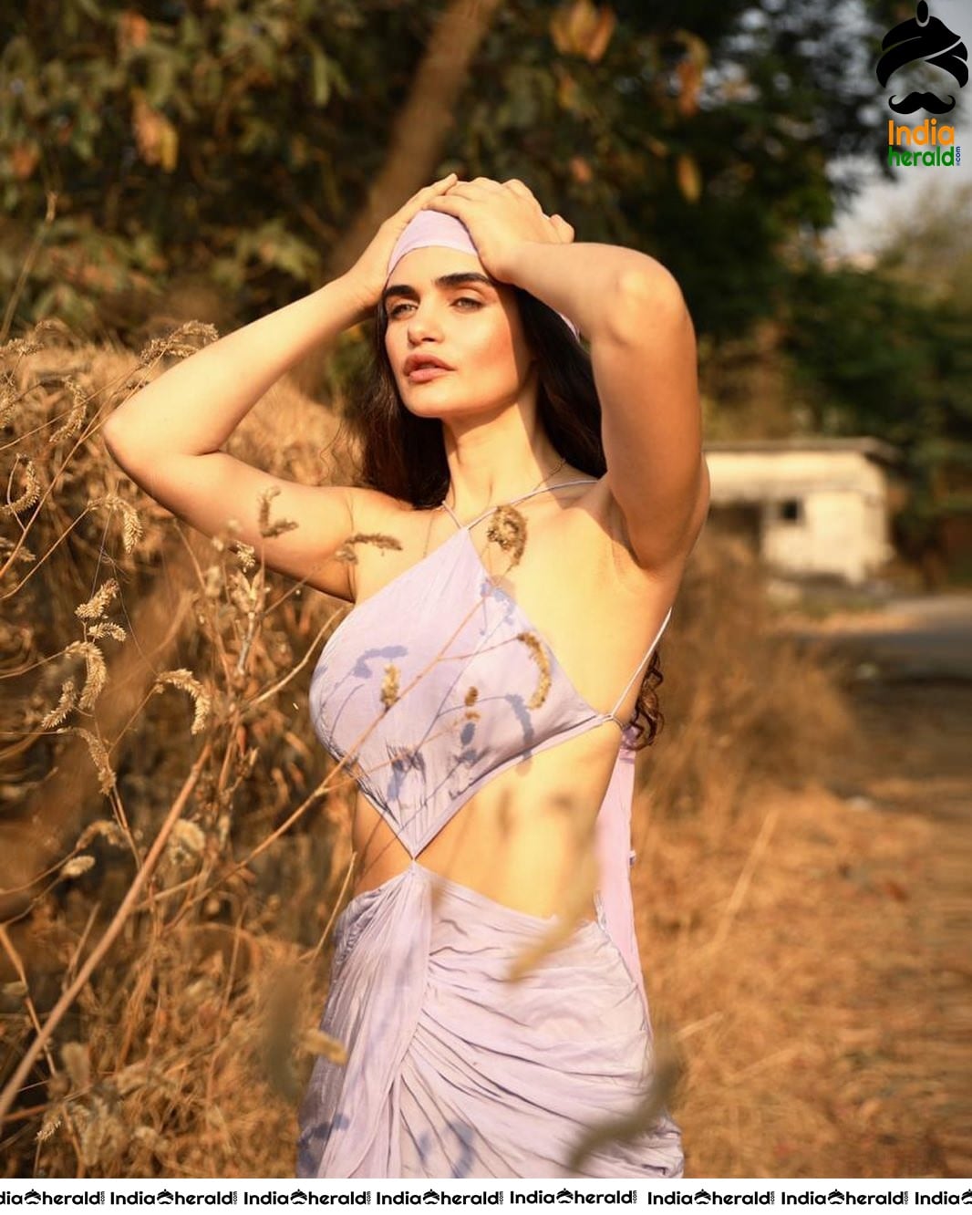 Hot Unseen Photos of Gabriella Demetriades Set 3