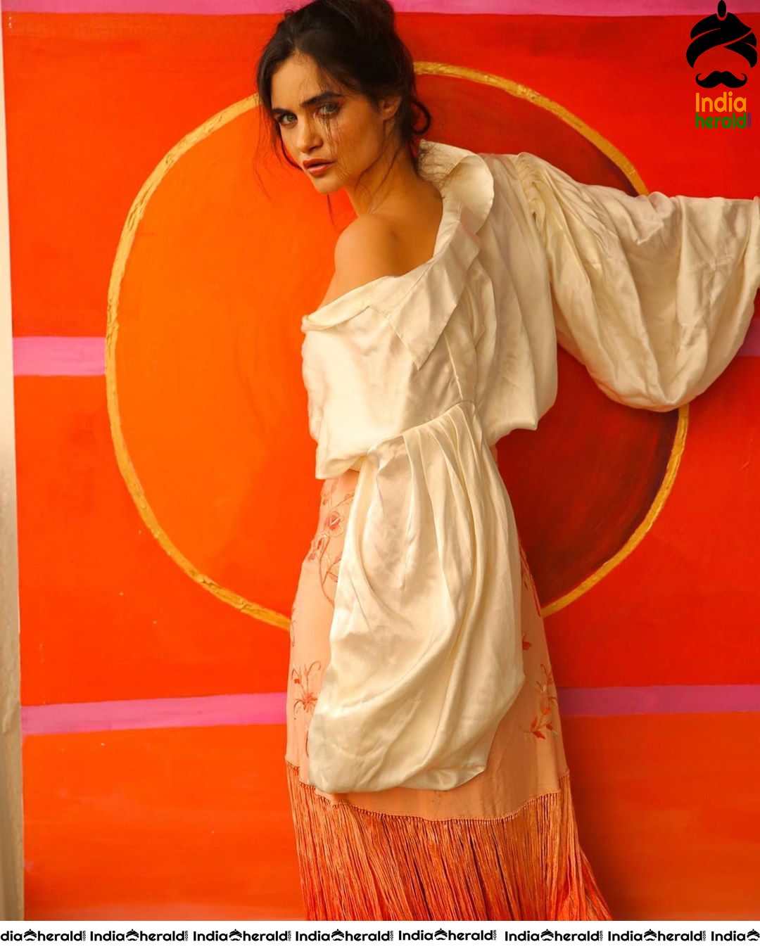 Hot Unseen Photos of Gabriella Demetriades Set 3