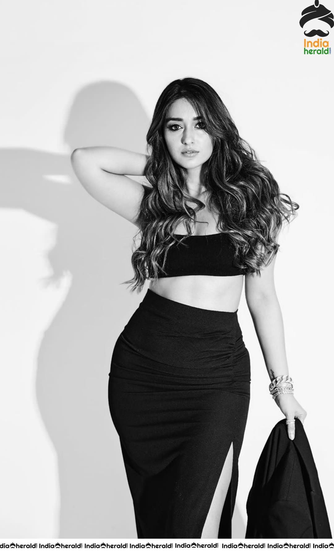 Ileana Raises the Heat by exposing her Tiny Waistline in B and W Photoshoot