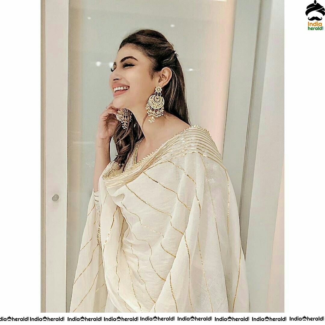 Mouni Roy Looks Cute In Traditional Dress