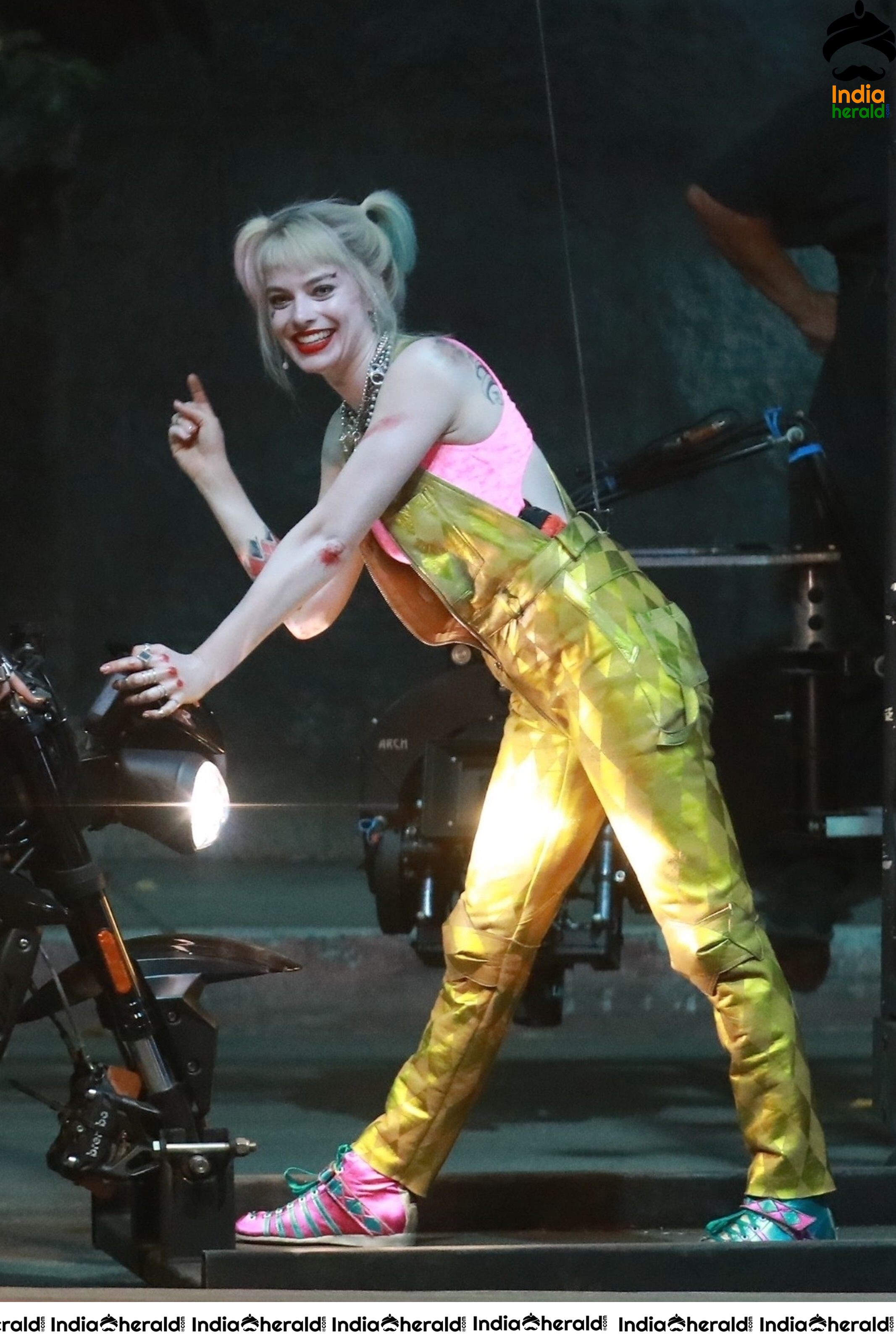 India Herald Exclusive Margot Robbie On The Sets Of Birds Of Prey At LA Set 1
