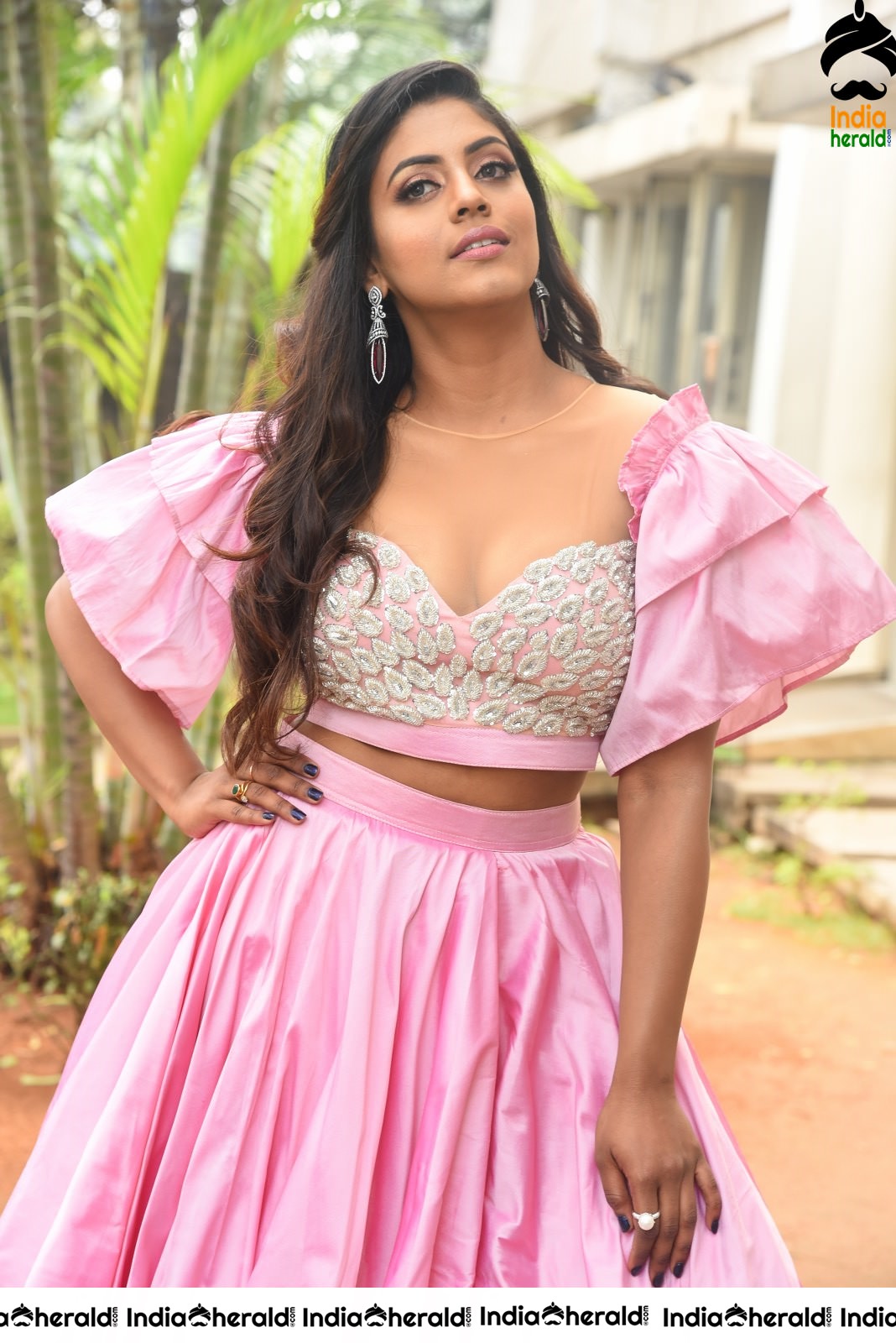 Iniya Latest Hot Photos in Pink flaunting her back Set 2
