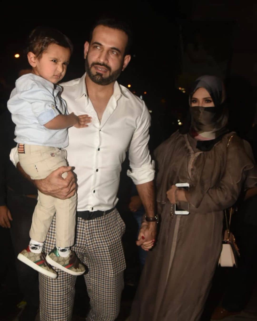 Irfan Pathan With His Wife And kid