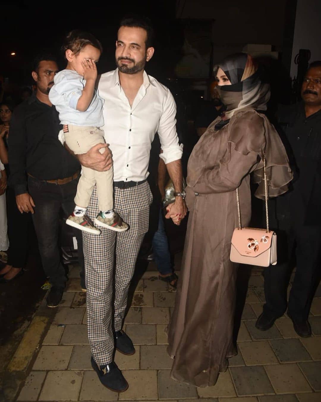 Irfan Pathan With His Wife And kid