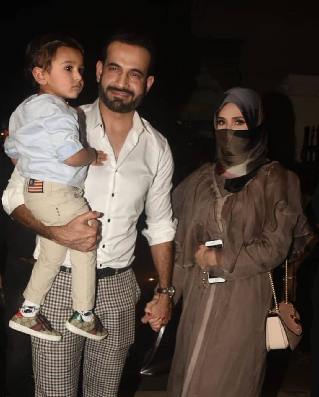 Irfan Pathan With His Wife And kid