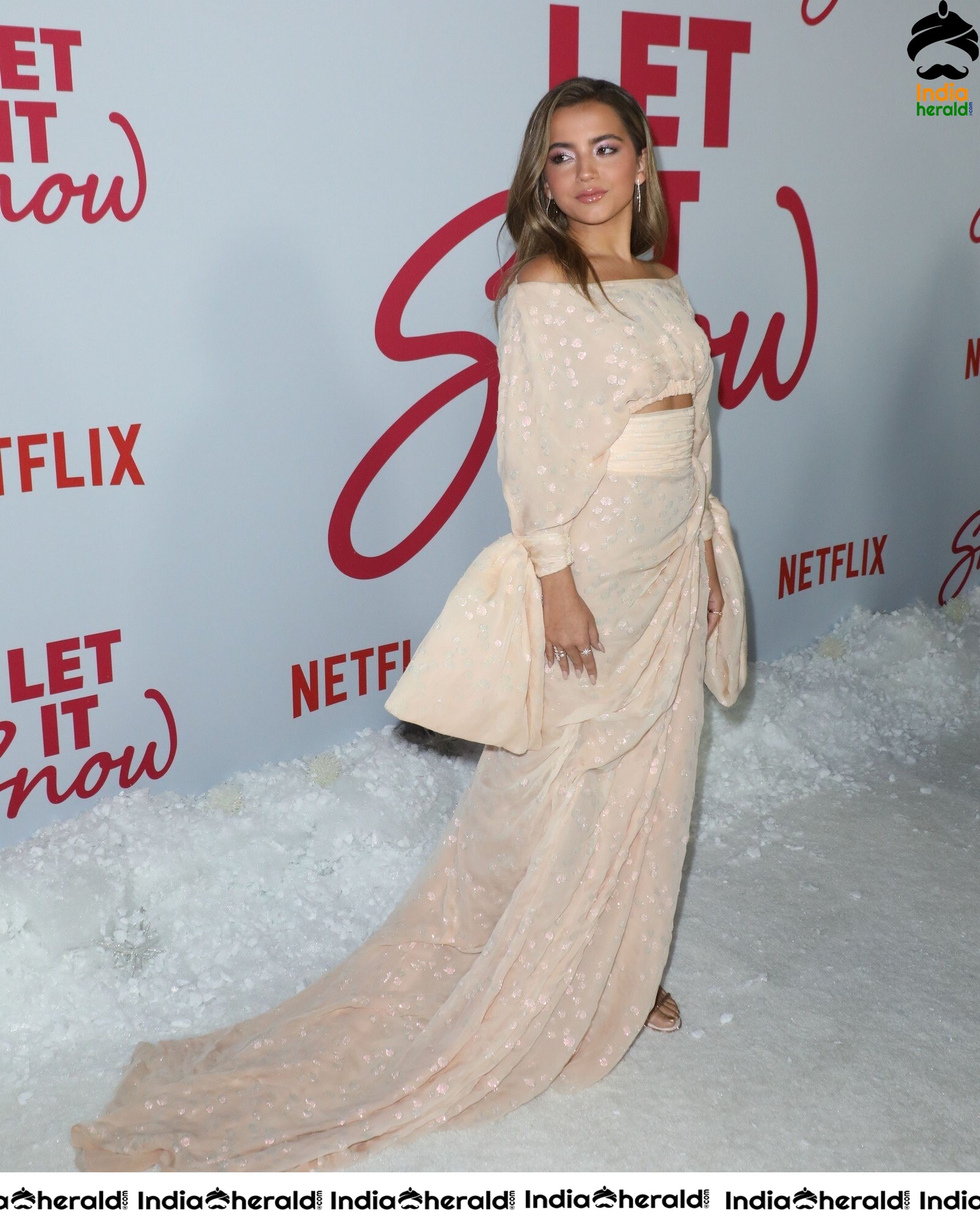 Isabela Moner at Let it Snow Premiere in Los Angeles Set 1