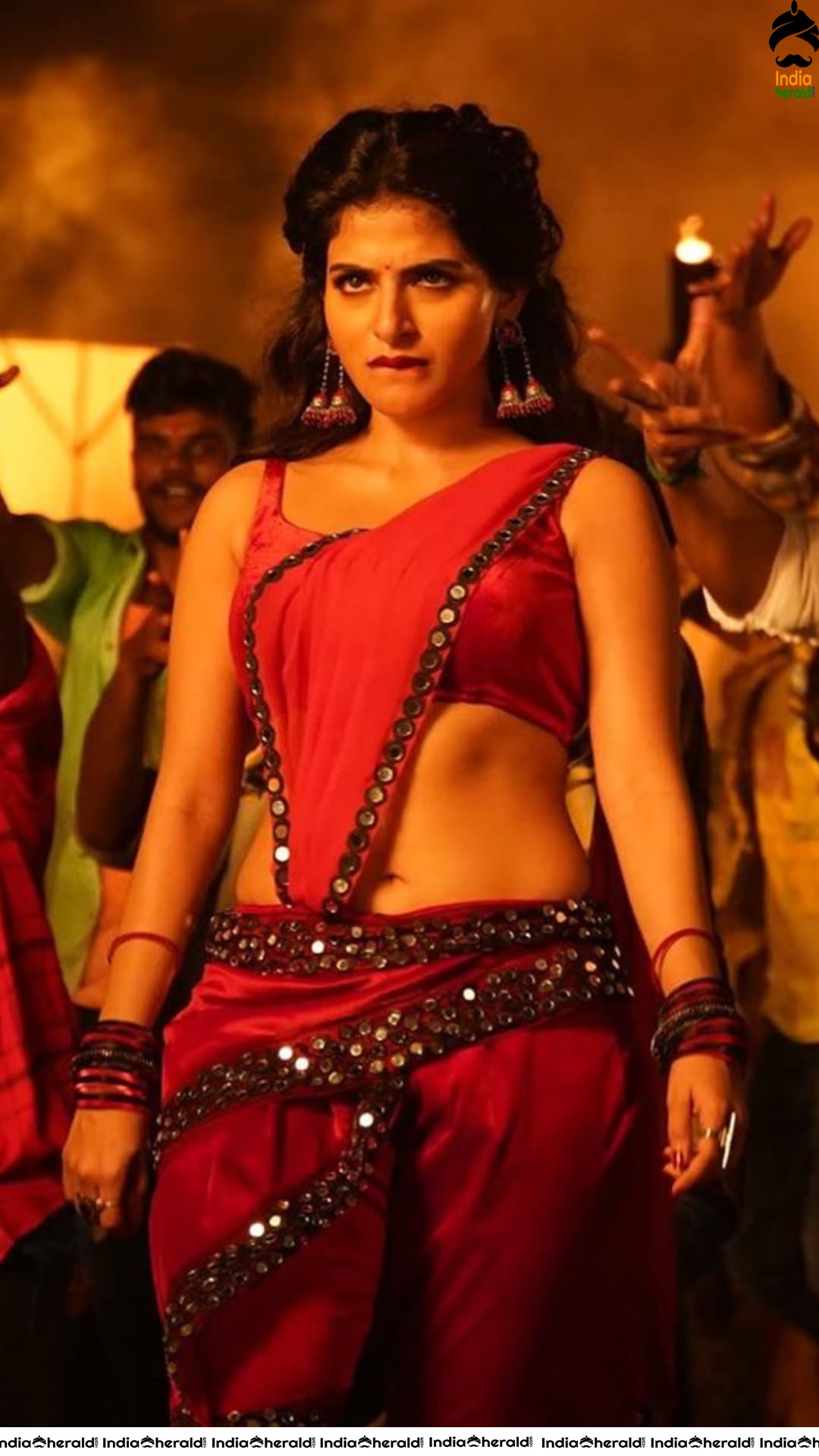 Iswarya Menon Hot Photos Collection Set 2