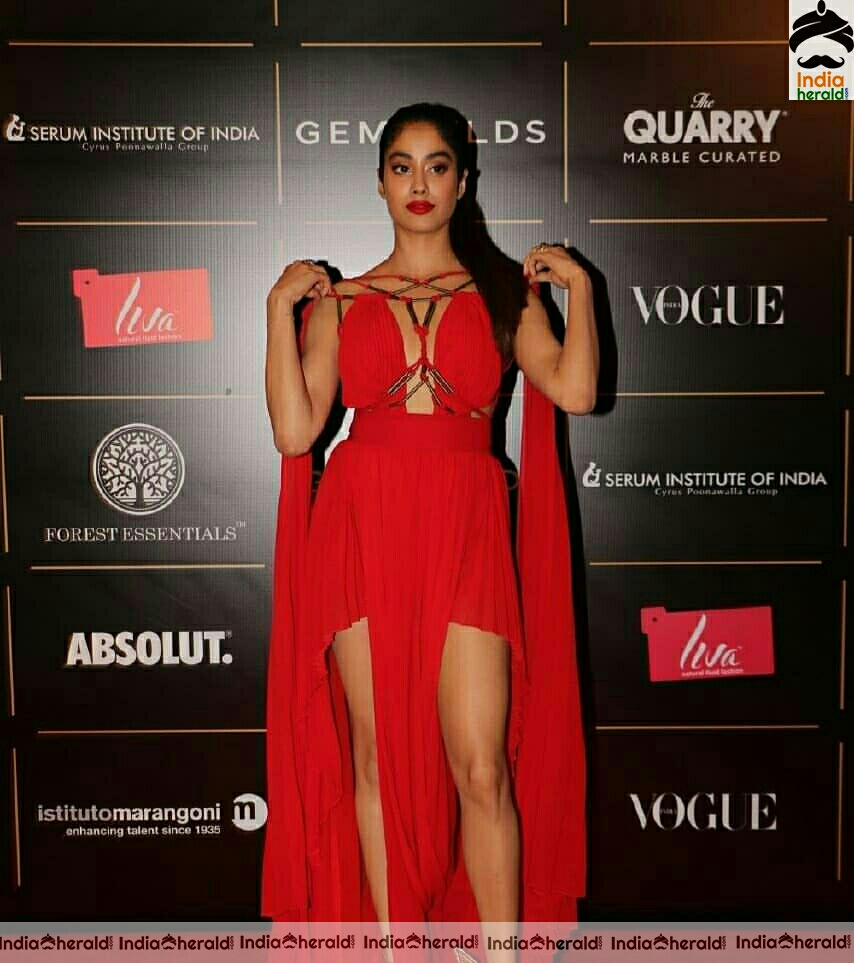 Jahnvi Hot At Vogue Women Of The Day Awards 2019